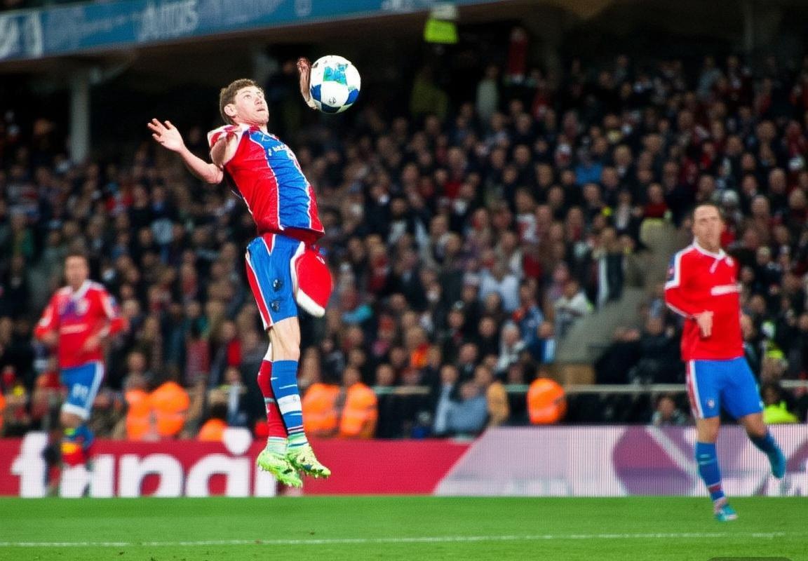 广州男篮VS福建队：巅峰对决关键瞬间回顾(图4)