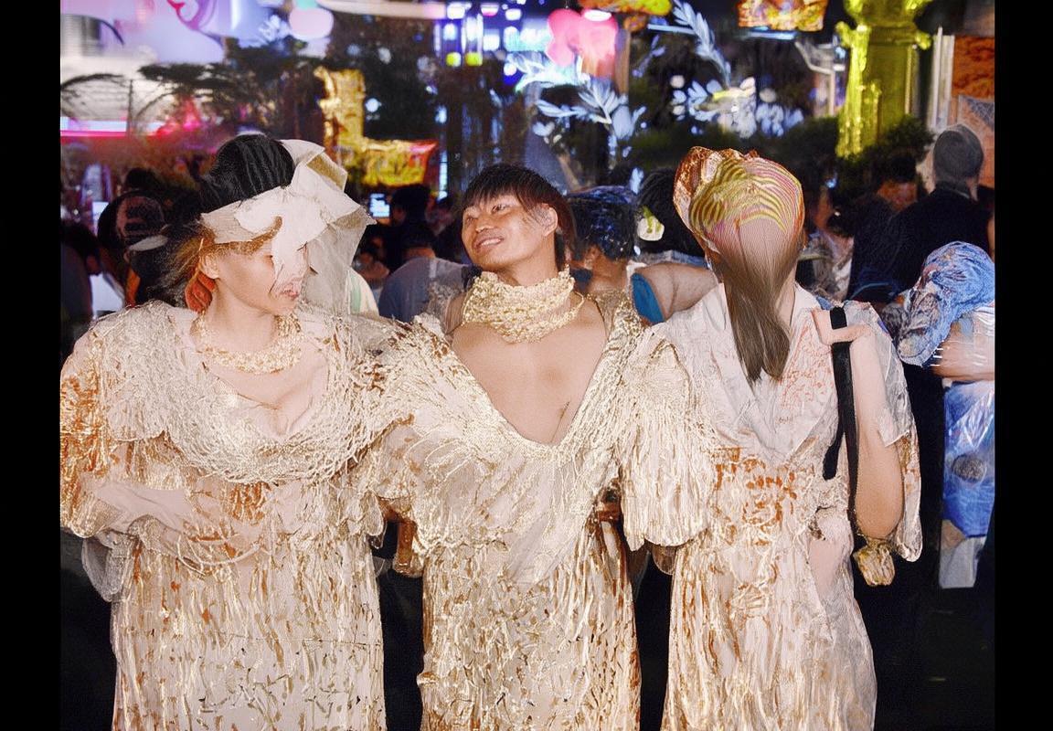 巴萨VS巴黎：巅峰对决战略解析与悬念揭晓