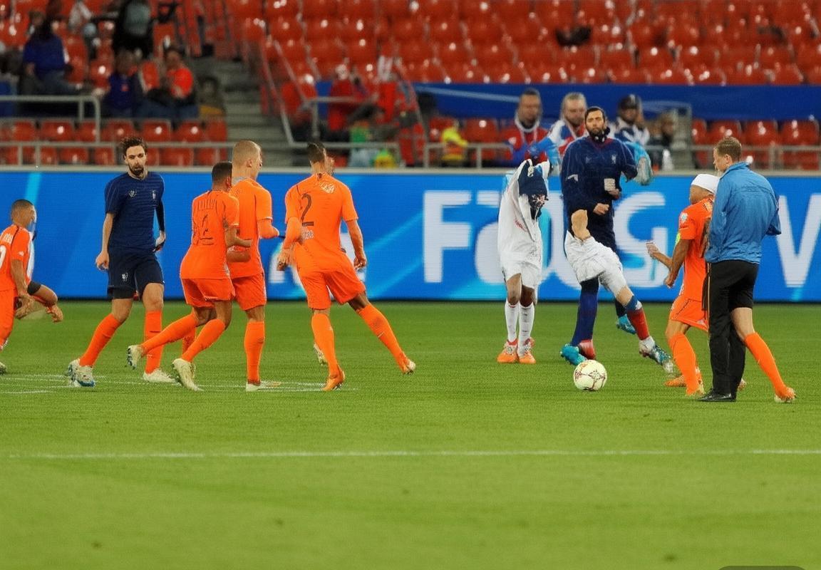 法国荷兰足球对决：近期战绩解析与历史交锋回顾(图3)